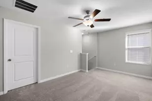 7227 Ronnie Gardens Ct, Tampa, FL 33619 - Photo 22