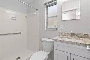13705 Jamaica Dr, Seminole, FL 33776 - Photo 24