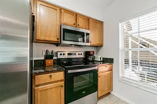 9608 Rolling Cir, San Antonio, FL 33576 - Photo 20