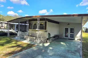 37021 Karen Ave, Zephyrhills, FL 33542 - Photo 2