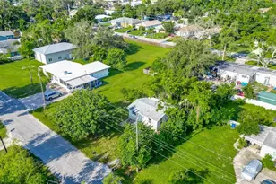 317 Jessica St S, Nokomis, FL 34275 - Photo 34