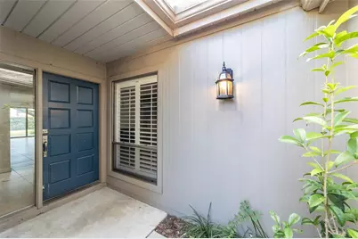 1892 SE Clatter Bridge Road, Ocala, FL 34471 - Photo 2