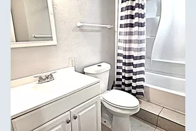 6886 49th Avenue N, Saint Petersburg, FL 33709 - Photo 10