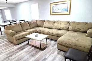 6886 49th Ave N, Saint Petersburg, FL 33709 - Photo 6
