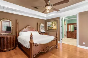 4912 Yacht Club Dr, Tampa, FL 33616 - Photo 22