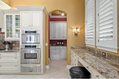 4912 Yacht Club Drive, Tampa, FL 33616 - Photo 12