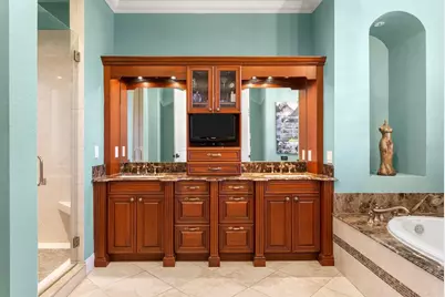 4912 Yacht Club Drive, Tampa, FL 33616 - Photo 24