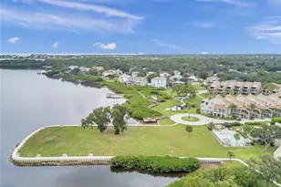 425 Windrush Bay Dr, Tarpon Springs, FL 34689 - Photo 40