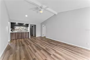 5108 Lawnton Ct, Tampa, FL 33624 - Photo 12