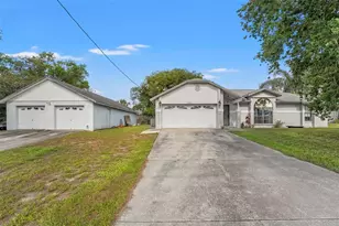 13991 Coronado Dr, Spring Hill, FL 34609 - Photo 2