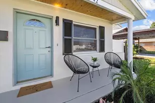 742 91st Ave N, Saint Petersburg, FL 33702 - Photo 2