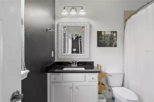 6012 Village Center Dr, Lithia, FL 33547 - Photo 38