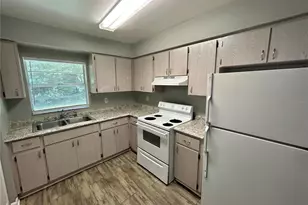 2507 S Lenna Ave, Seffner, FL 33584 - Photo 10