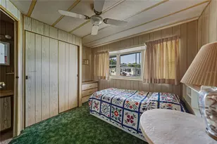 38452 Beniger Dr, Zephyrhills, FL 33540 - Photo 22