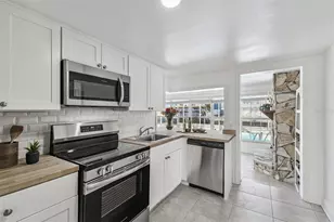 13711 Allyn Dr, Hudson, FL 34667 - Photo 12