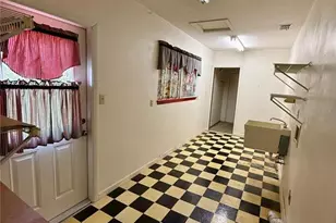 5544 Fairway Dr, Ridge Manor, FL 33523 - Photo 26