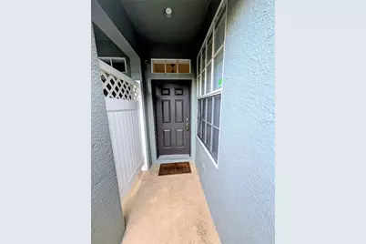 2523 Earlswood Court, Brandon, FL 33510 - Photo 2