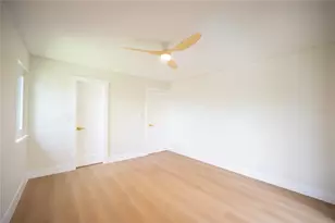 10263 Gandy Blvd N, Saint Petersburg, FL 33702 - Photo 10