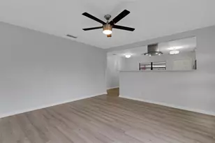 918 W Kentucky Ave, Tampa, FL 33603 - Photo 4