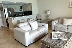 880 Mandalay Ave, Clearwater Beach, FL 33767 - Photo 14