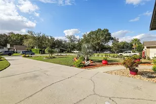 5016 Swallow Dr, Land O Lakes, FL 34639 - Photo 6
