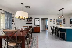 230 43rd Ave NE, Saint Petersburg, FL 33703 - Photo 6