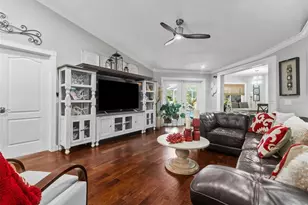 5200 Camberlea Ave, Zephyrhills, FL 33541 - Photo 8