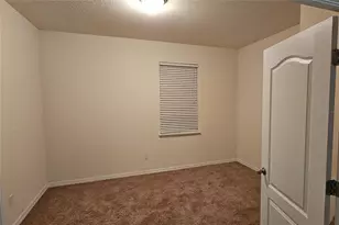 12425 Fairlawn Dr, Riverview, FL 33579 - Photo 6