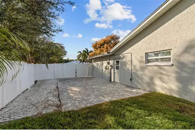4592 40th Street S, Saint Petersburg, FL 33711 - Photo 36