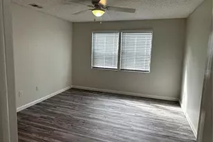 124 Loblolly Ct, Oldsmar, FL 34677 - Photo 14