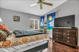 637 Drake Ln N, Dunedin, FL 34698 - Photo 12