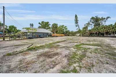 370 12th Avenue, Indian Rocks Beach, FL 33785 - Photo 8