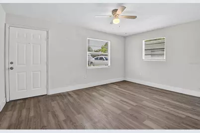 2425 Anastasia Drive, South Daytona, FL 32119 - Photo 4