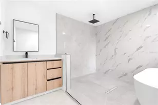 [Address not provided], Zephyrhills, FL 33542 - Photo 18