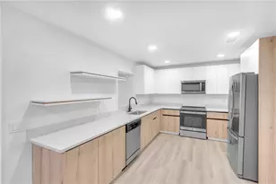 [Address not provided], Zephyrhills, FL 33542 - Photo 34