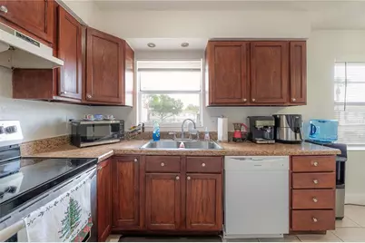 7210 N Manhattan Avenue #2324, Tampa, FL 33614 - Photo 8