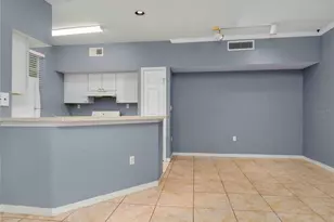 9262 Lake Chase Island Way, Tampa, FL 33626 - Photo 10