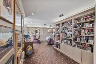 16607 Avila Blvd, Tampa, FL 33613 - Photo 42