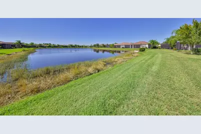 15527 Corona Del Mar Drive, Wimauma, FL 33598 - Photo 30