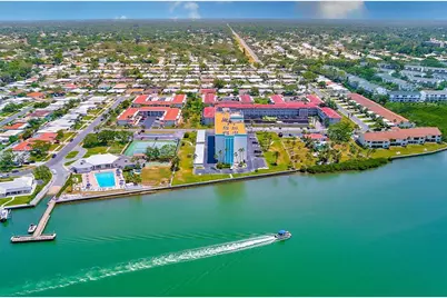 10280 Imperial Point Drive W #7, Largo, FL 33774 - Photo 6