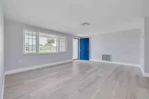 4256 Rudder Way, New Port Richey, FL 34652 - Photo 10