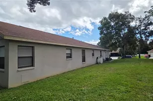 11415 Kingstree Ct, Spring Hill, FL 34609 - Photo 6