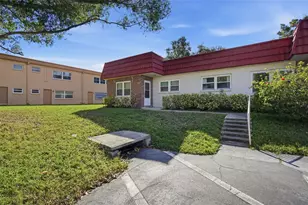 5865 37th Ave N, Saint Petersburg, FL 33710 - Photo 2