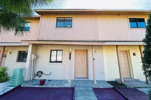 4010 Pine Limb Ct, Tampa, FL 33614 - Photo 1