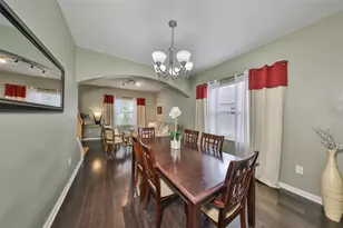 13914 Chalk Hill Pl, Riverview, FL 33579 - Photo 4