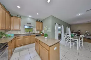 13914 Chalk Hill Pl, Riverview, FL 33579 - Photo 10