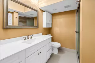 93 Boca Ciega Point Blvd N, Saint Petersburg, FL 33708 - Photo 42