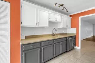 93 Boca Ciega Point Blvd N, Saint Petersburg, FL 33708 - Photo 28