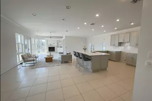 461 Palm Island NE, Clearwater Beach, FL 33767 - Photo 6