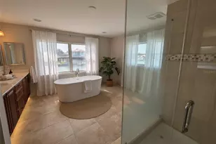 461 Palm Island NE, Clearwater Beach, FL 33767 - Photo 12